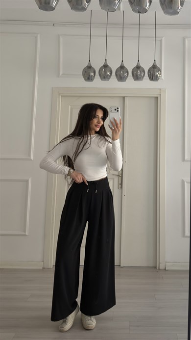 Siyah Pile Detaylı Kemerli Bol Paça Pantolon 