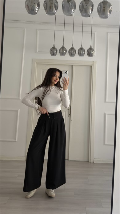 Siyah Pile Detaylı Kemerli Bol Paça Pantolon 