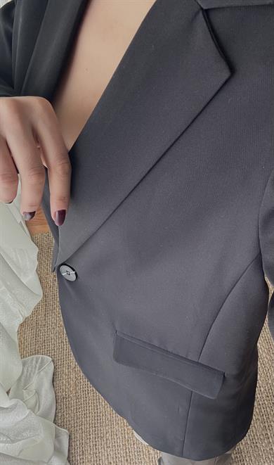 Siyah Renk Astarlı Tek Düğmeli Blazer Ceket