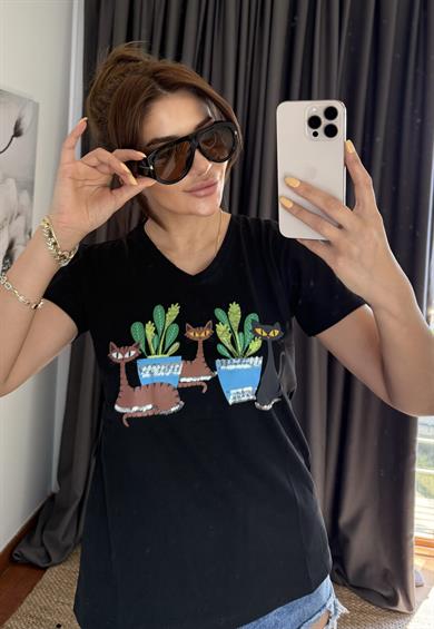 Siyah Yeni Sezon %100 Pamuk T-shirt-Kaktüs Pul Payet İşlemeli