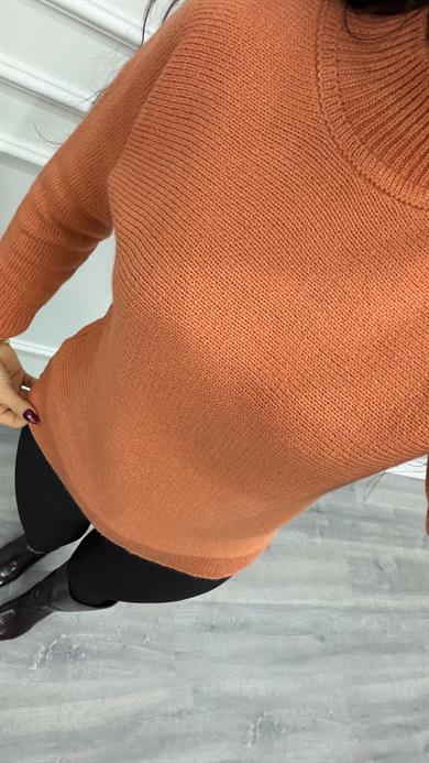 Turuncu Dik Yaka Loose Fit Triko Kazak