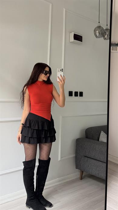 Turuncu Modal Kumaş Kolsuz Yanları Büzgülü Bluz