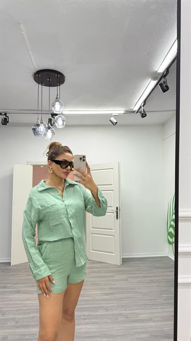 Yeşil  Müslin Kumaş Rahat Kesim Gömlek Şort İkili Takım