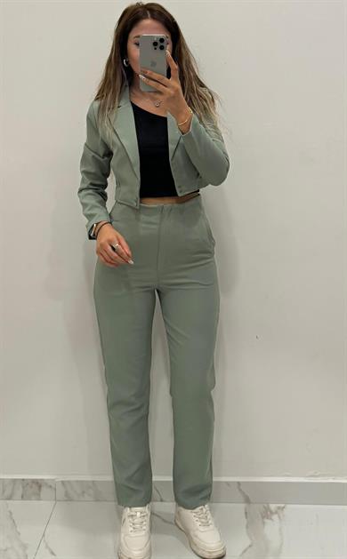 Yeşil Pantolon Crop Ceket Takım