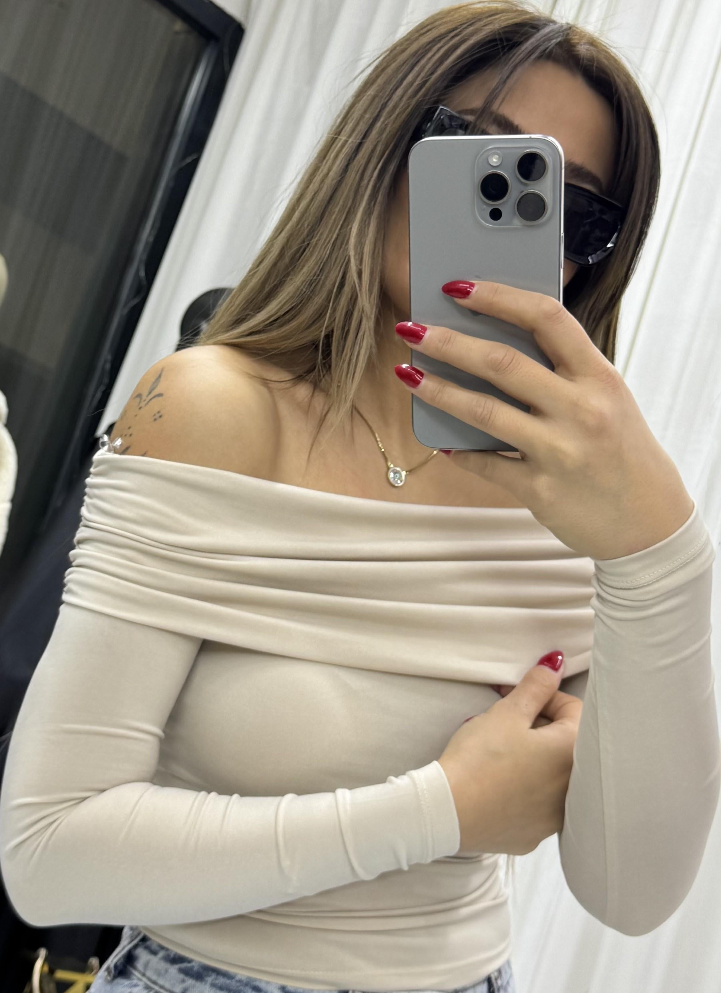  Madonna Yaka Drapeli Uzun Kollu Sandy Body Bluz-Taş