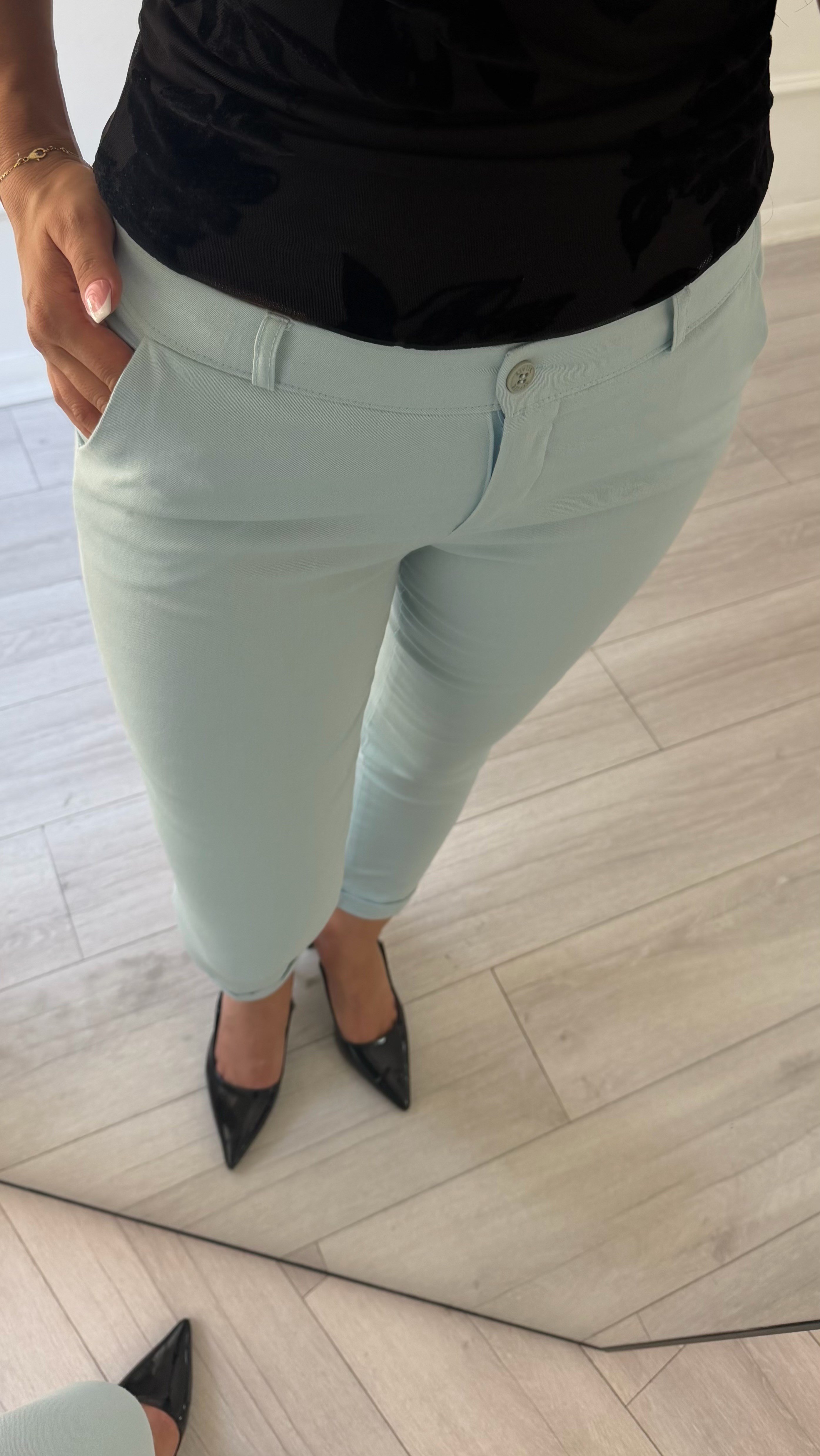 Açık Mavi  Yüksek Bel Slim Fit Kumaş Pantolon.