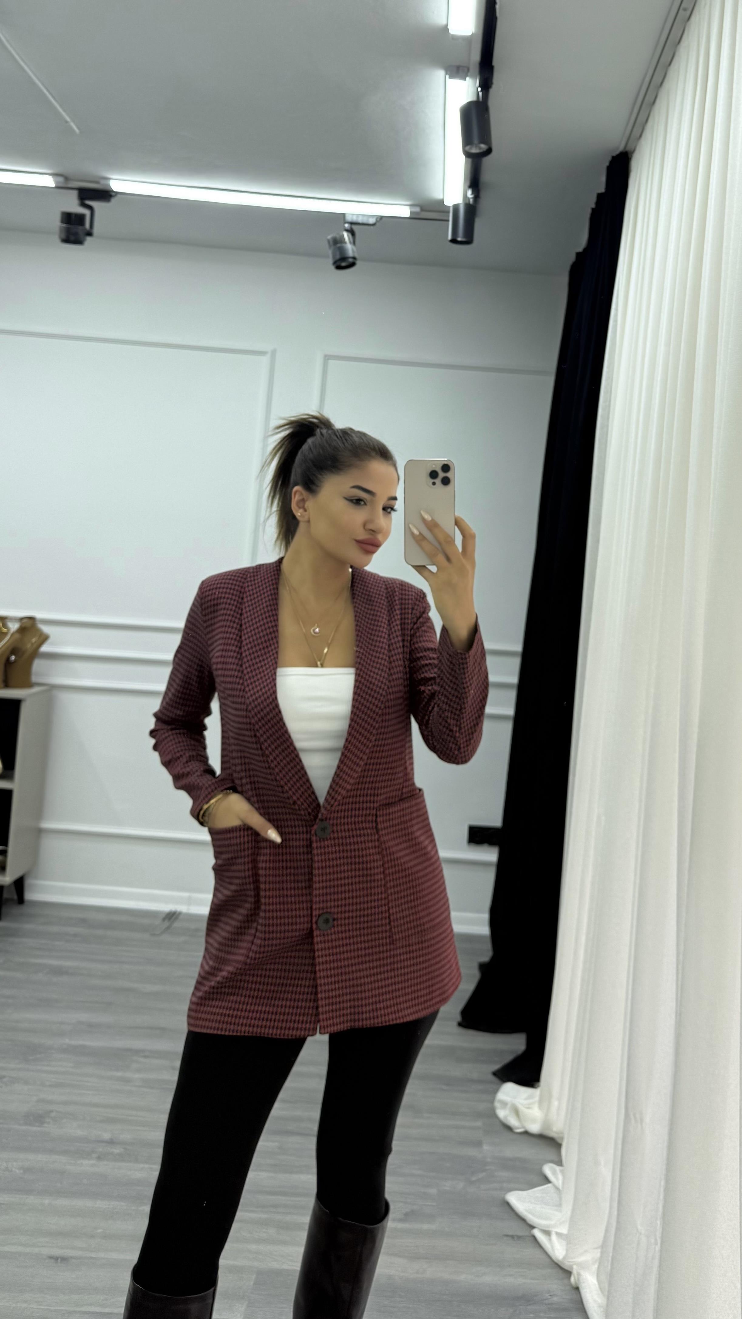 Bordo Uzun Cepli Ekose Desenli Çift Düğmeli Astarlı Ceket