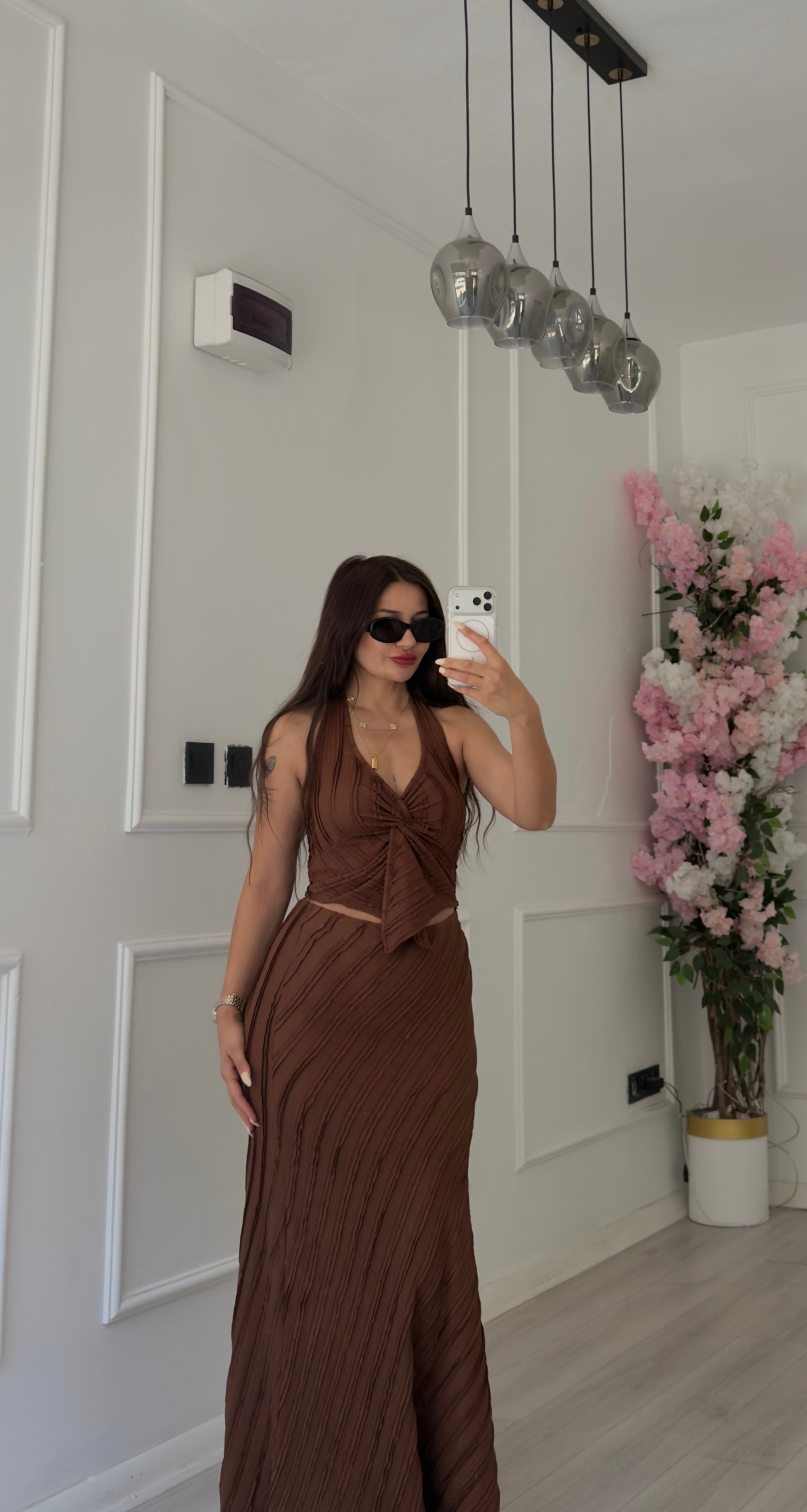 Kahve Halter Yaka Bluz Etek Takım