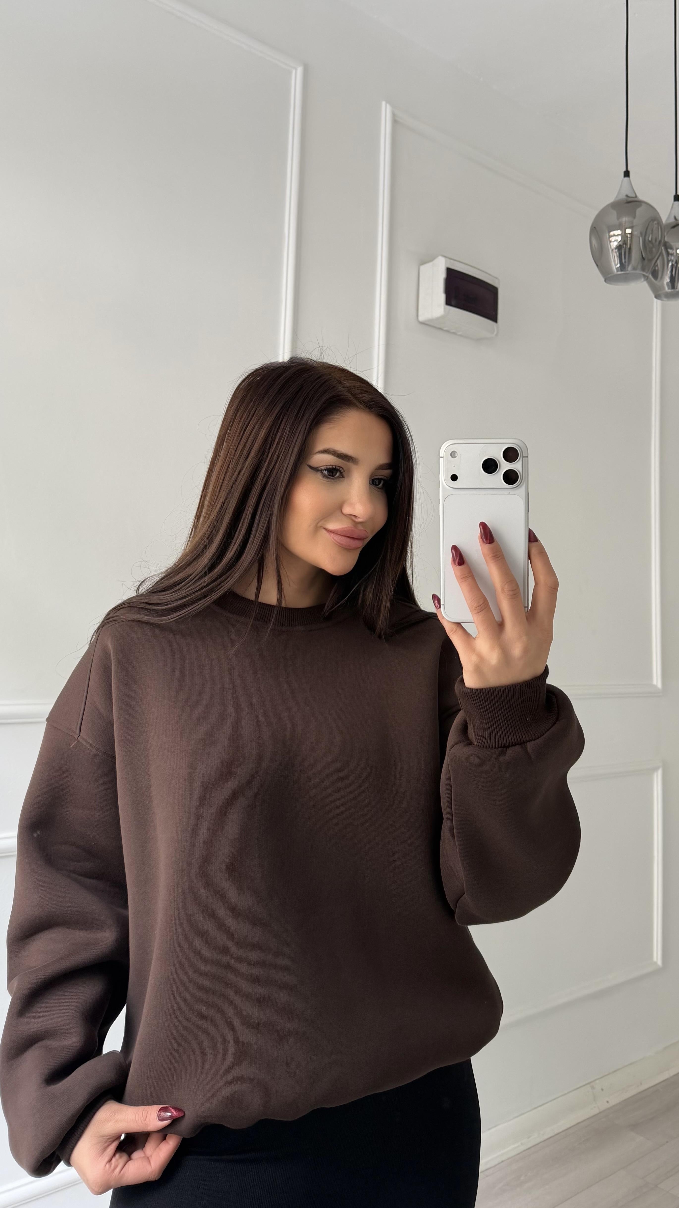 Kahverengi Labubu Nakışlı Oversize Şardonlu Sweatshirt