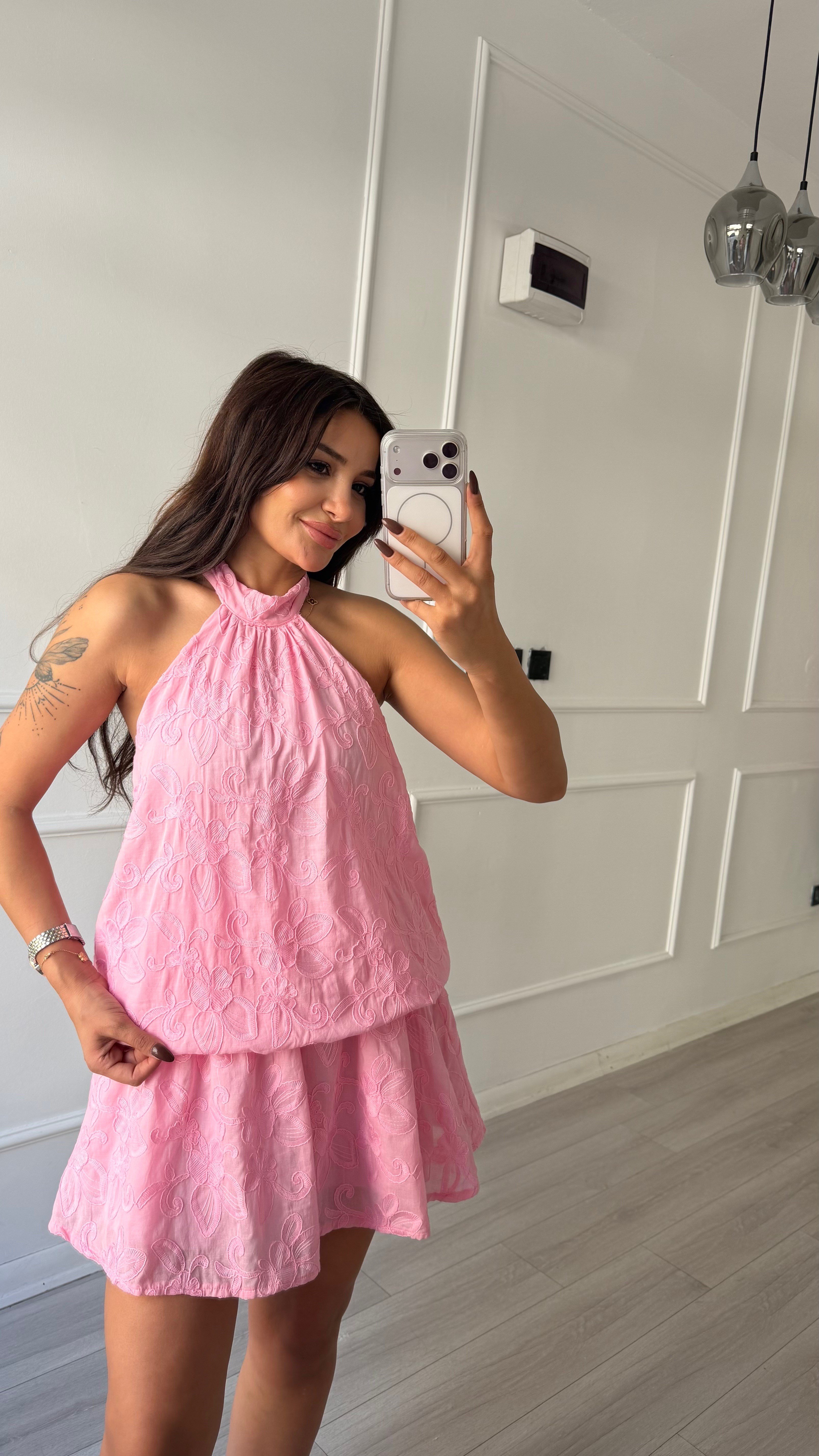 Pembe Halter Yaka Mini Elbise