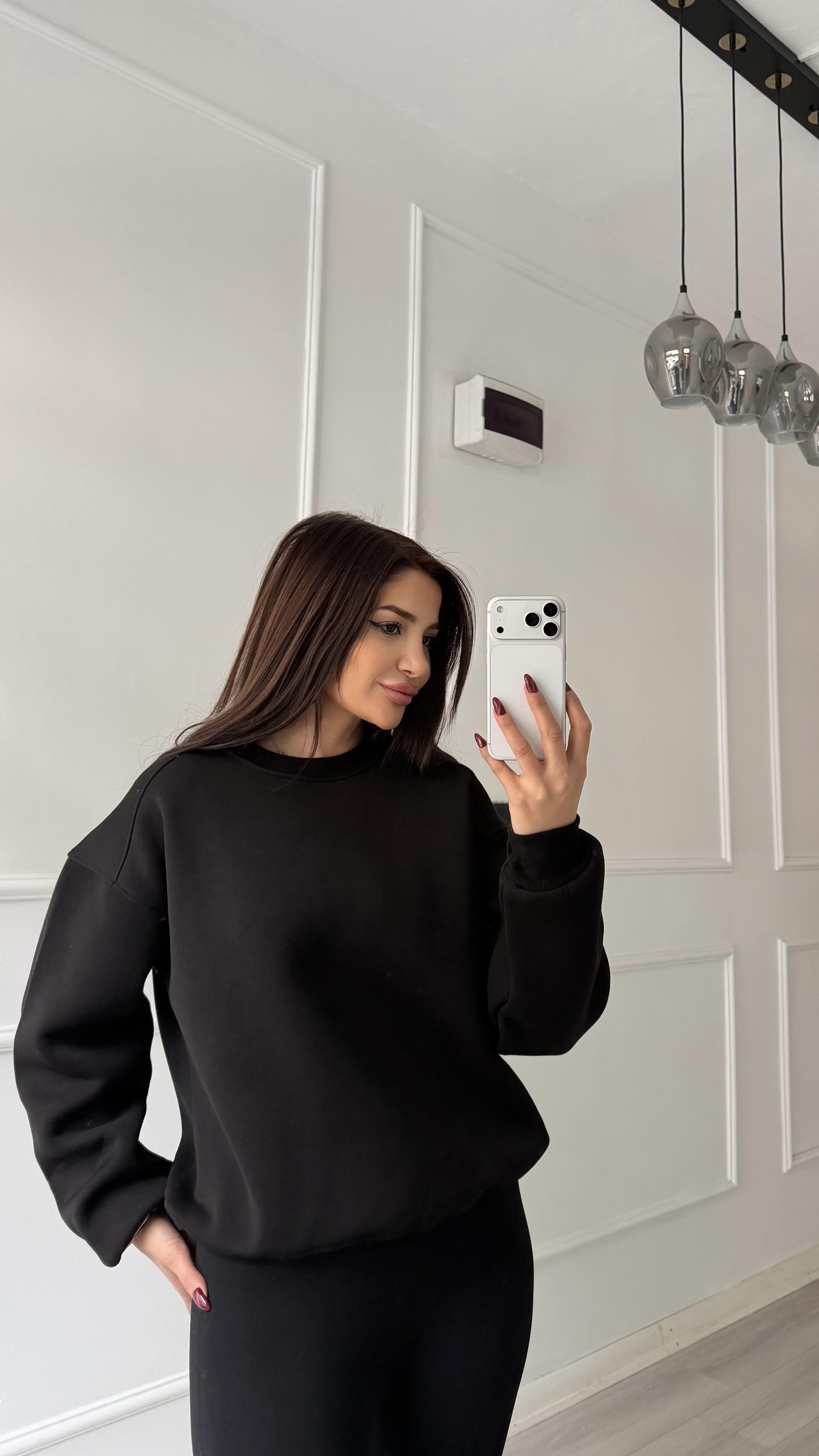 Siyah Labubu Nakışlı Oversize Şardonlu Sweatshirt