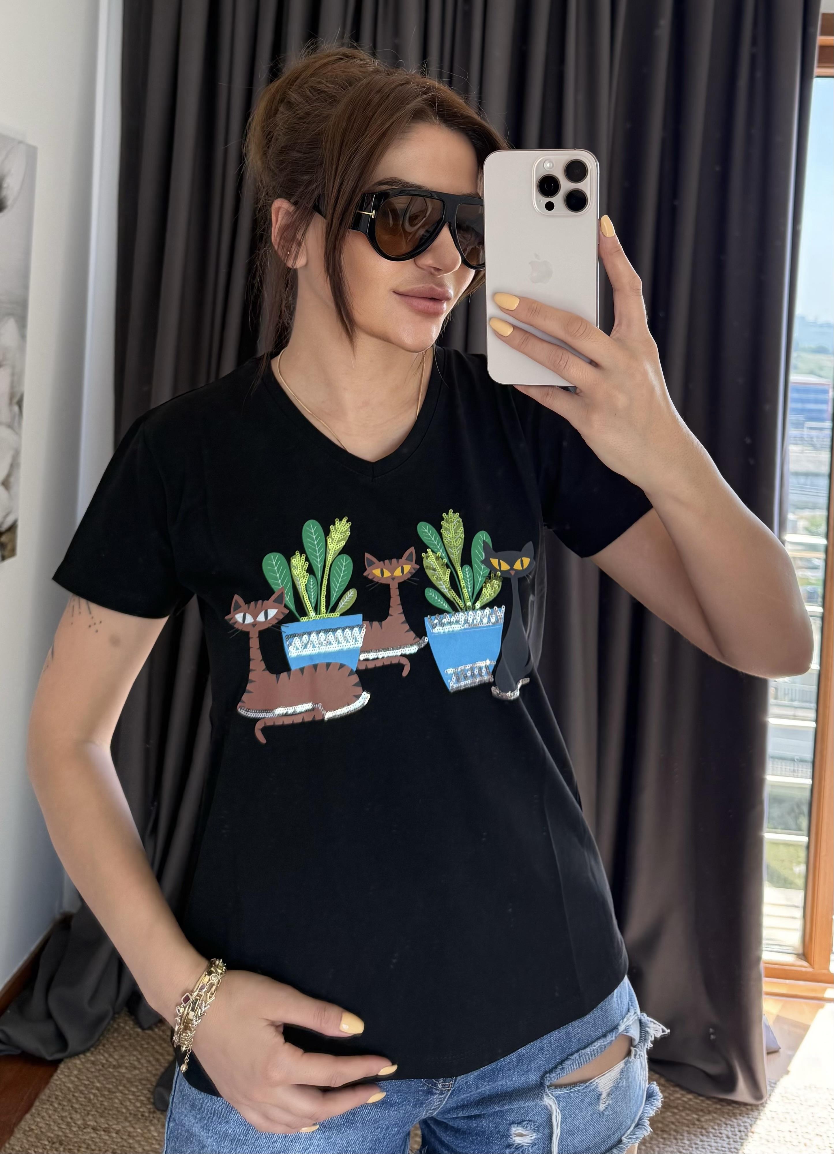 Siyah Yeni Sezon %100 Pamuk T-shirt-Kaktüs Pul Payet İşlemeli