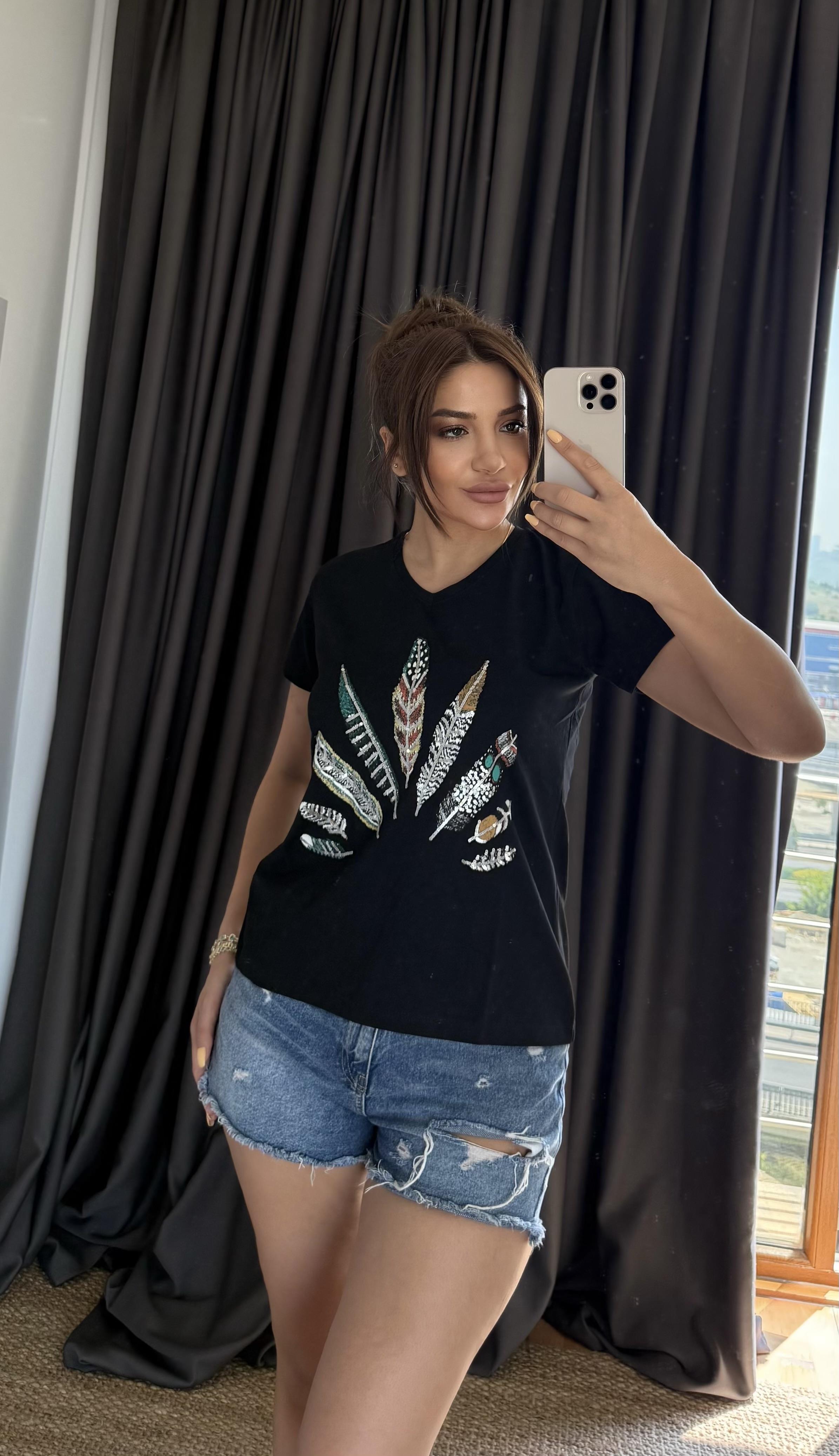 Siyah Yeni Sezon %100 Pamuk T-shirt-Tuy İşlemeli
