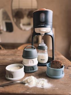 4 Katmanlı süt tozu kutusu ve atıştırmalık kabı (Mineral Grey/ Blue)