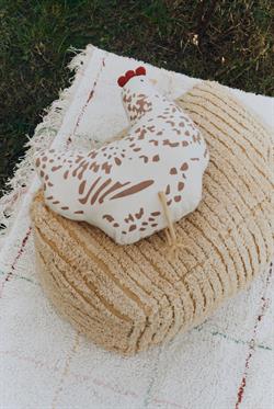 Yastık, Chicken Country