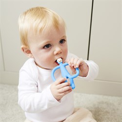 Matchstick Monkey Silikon Diş Kaşıyıcı, Bebe Mavisi Monkey