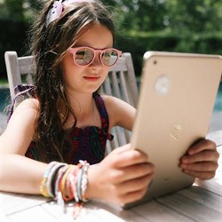 Babiators Polarize Keyhole Güneş Gözlüğü Pretty in Pink 6+ Yaş