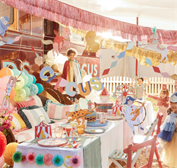 Meri Meri - Circus Garland - Sirk Asılan Süs