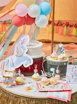 Meri Meri - Circus Parade Cupcake Kit - Sirk Cupcake Kit - 24Lü