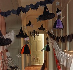 Meri Meri - Flying Honeycomb Witch Decorations - Uçan Cadılar Asılan Süs (3Lü)