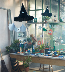 Meri Meri - Hanging Honeycomb Witch Hat Decorations - Cadı Şapka Dekorları (3Lü)