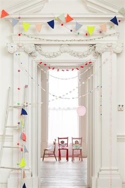 Meri Meri - Multicolor Knitted Flag Garland - Renkli Örme Bayraklar Asılan Süs