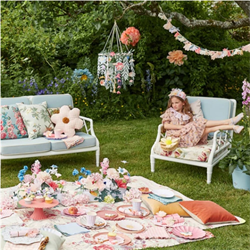 Meri Meri - Paper Garden Chandelier - Bahçe Süs Avize