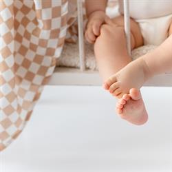 Çok Amaçlı Organik Müslin Örtü ,Kahve Dama