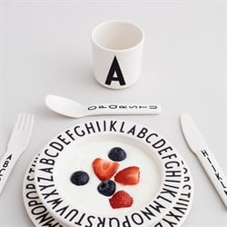 Melamin Bardak, C Harfi