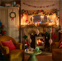 Meri Meri - Paper Leaf & Star Wreath - Yapraklar & Yıldızlar Süs