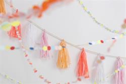 Meri Meri - Peppermint Candy Surprise Balls - Kırmızı Sürpriz Topları