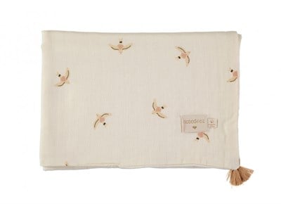 Battaniye, Treasure Summer, Nude Hauki Birds