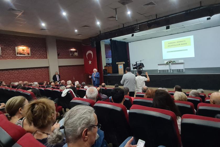 Ekin Kocadağ'dan Havran’da Küresel Isınma Konferansı