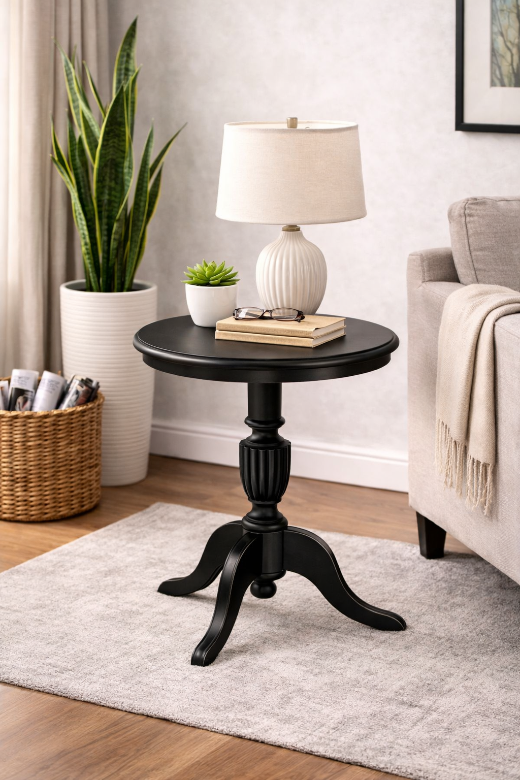 Ahşap Fiskos Sehpa – Üç Ayaklı Torna Detaylı Yuvarlak Sehpa – 70 cm