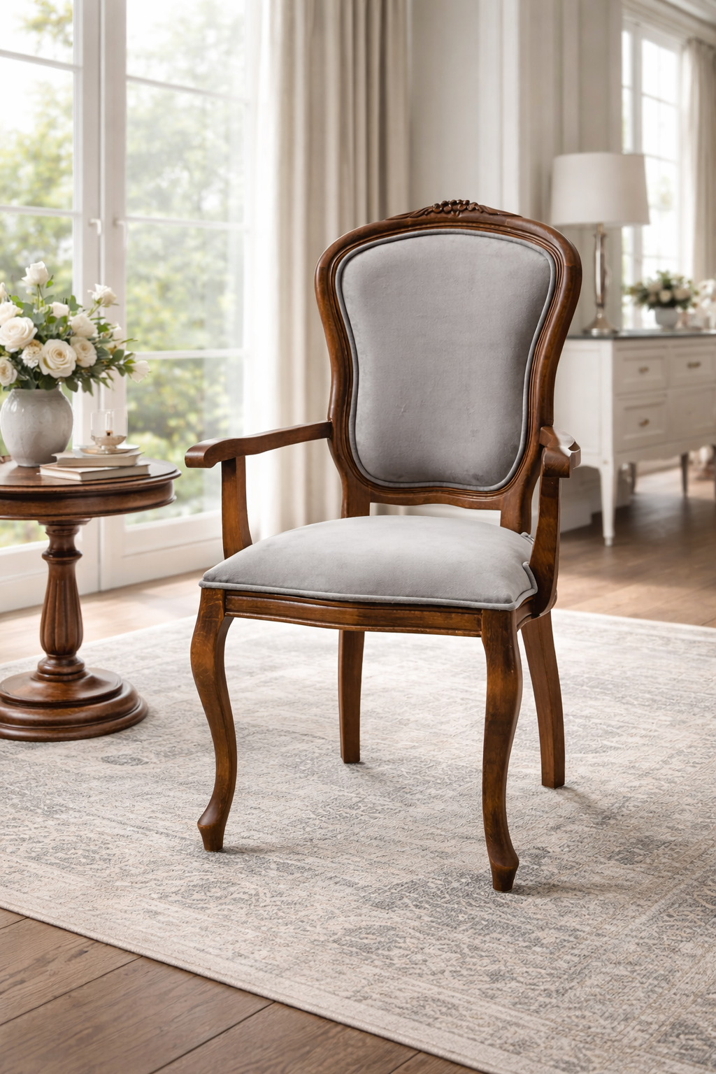 Lattomeri Doğal Ahşap Kayın Ceviz Renk Kolçaklı Sandalye Detaylı İşçilik Modern Şık Tasarım