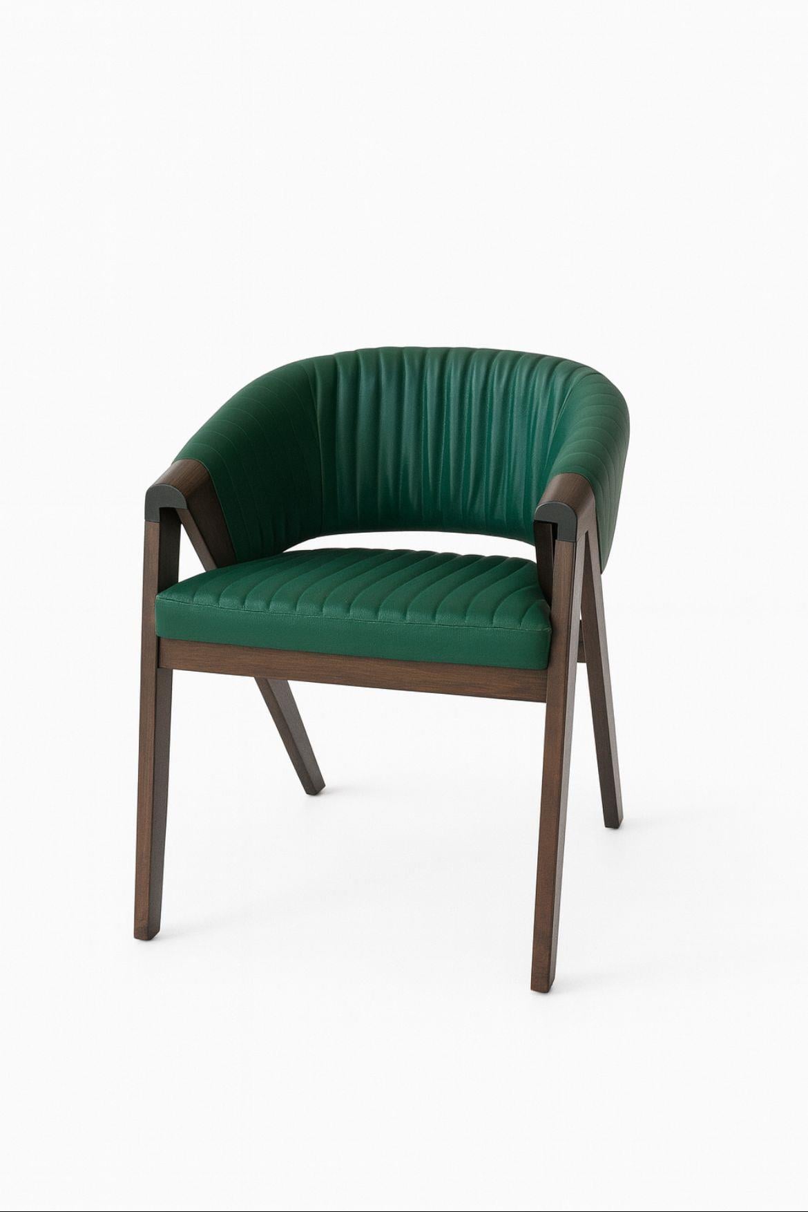 Modern Ahşap Kollu Yeşil Kapitoneli Yemek Sandalyesi