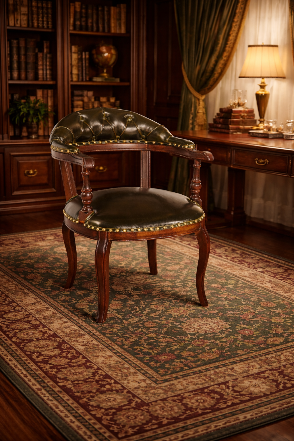 Vİctoria Natural Ahşap Ceviz Renk Kayın Sandalye Suni Deri Döşemeli Detaylı İşçilik Modern Şık Tasarım