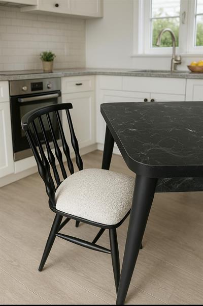 Atlantis Siyah Mermer Renk Ahşap Kaşıklıklı Masa Takımı 80x130 Cm - 4 Adet Sandalye Şık Tasarım