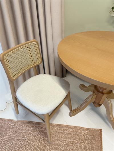 Galata Ahşap Naturel Yuvarlak Masa Takımı 90x90 Cm - 4 Naturel Hazeranlı Sandalye İskandinav Şık Tasarım