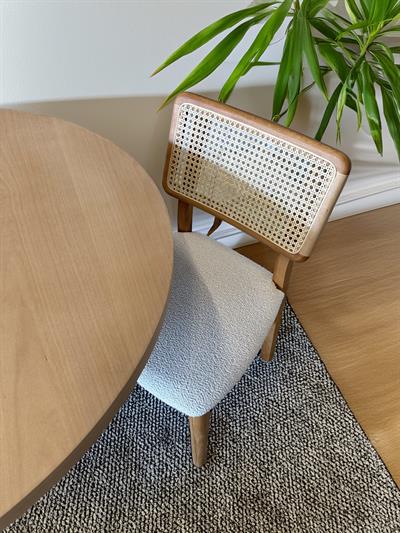 Lilyum Naturel Renk Yuvarlak Ahşap Masa Takımı 110x110 Cm - 4 Naturel Renk Hazeranlı Sandalye Bohem & İskandinav Şık Tasarım