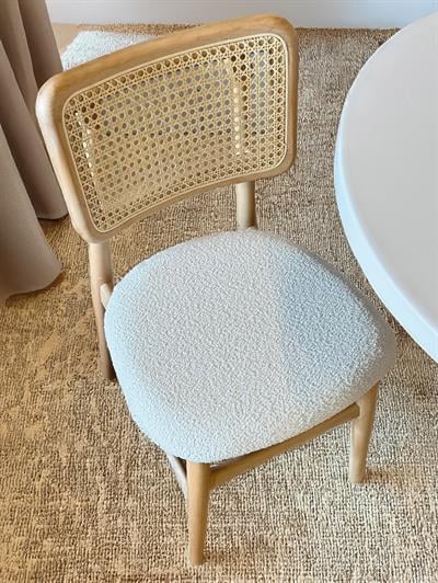 Manolya Beyaz Tabla Naturel Ayaklı Oval Ahşap Masa Takımı 170x90 Cm - 6 Naturel Renk Hazeranlı Sandalye Bohem & İskandinav Şık Tasarım