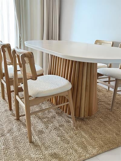 Manolya Beyaz Tabla Naturel Ayaklı Oval Ahşap Masa Takımı 170x90 Cm - 6 Naturel Renk Hazeranlı Sandalye Bohem & İskandinav Şık Tasarım