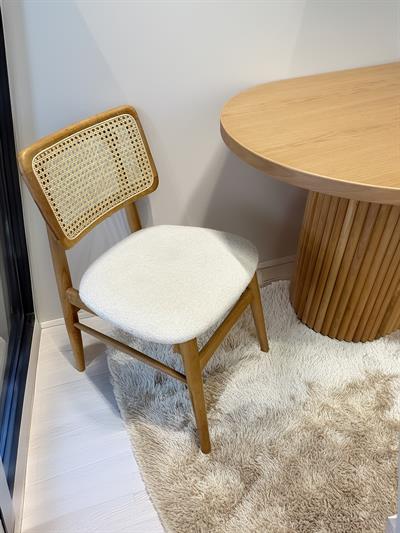 Mila Naturel Renk Oval Ahşap Masa Takımı 80x130 - 4 Adet Naturel Renk Hazeranlı Ahşap Sandalye Bohem & İskandinav Şık Tasarım