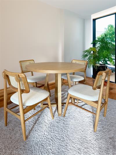 Regnum Naturel Renk Yuvarlak Masa Takımı 100x100 Cm - 4 Adet Doğal Hazeranlı Sandalye Bohem & İskandinav Şık Tasarım