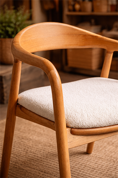 Zen Natural Kayın Ahşap Kolçaklı Sandalye Detaylı İşçilik Modern Şık Tasarım