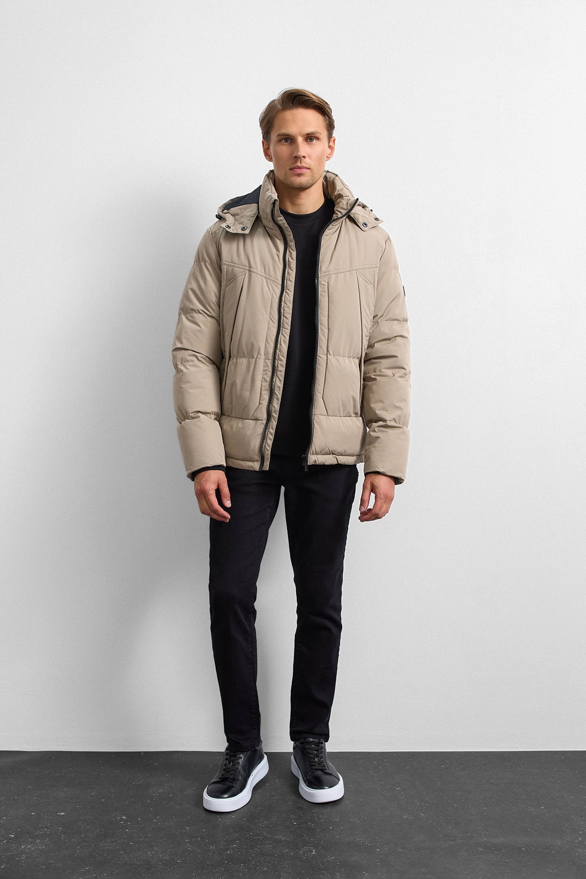 Bej Relaxed Fit Puffer Mont