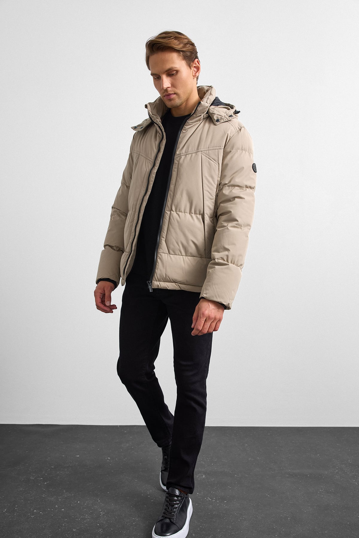 Bej Relaxed Fit Puffer Mont