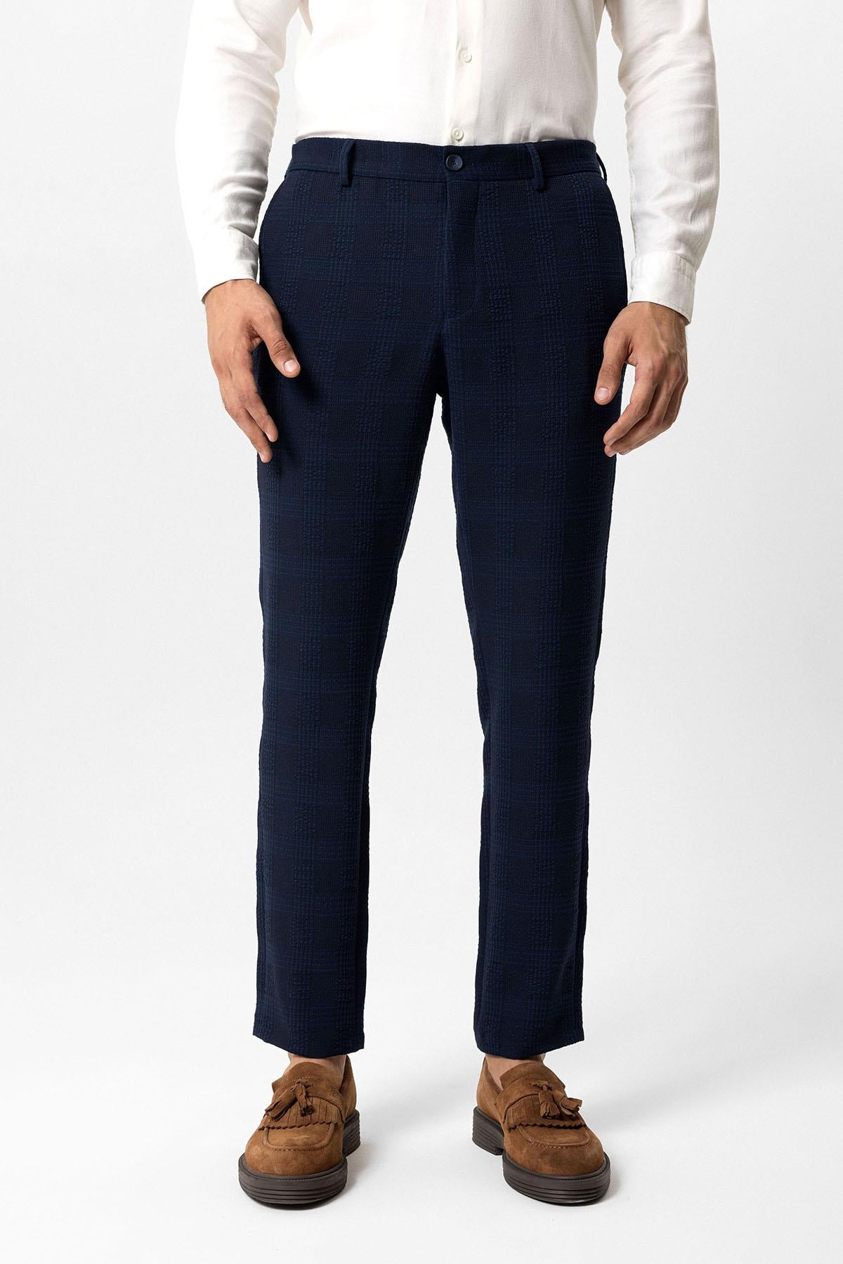 Lacivert Slim Fit Ekoseli Jogger Pantolon