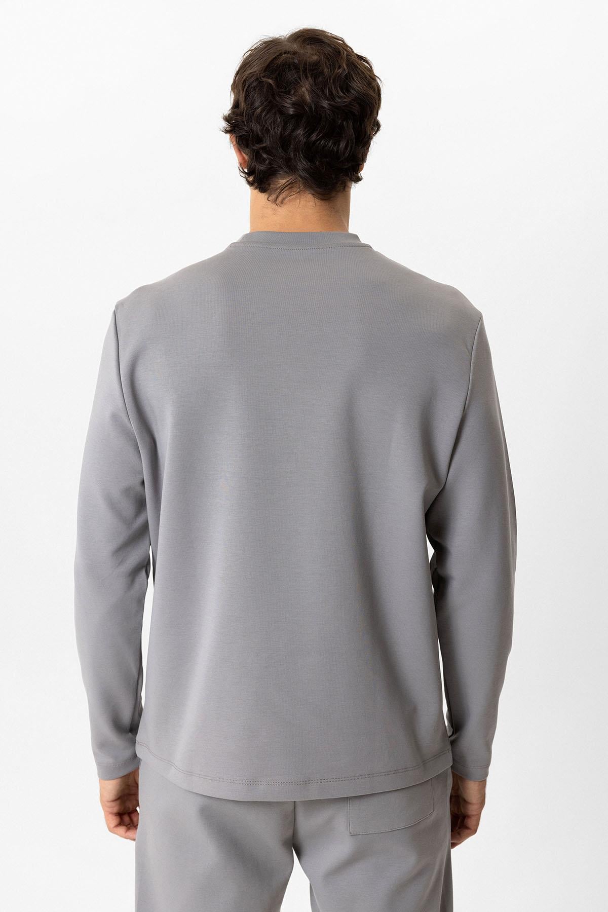Gri Regular Fit Bisiklet Yaka Sweatshirt