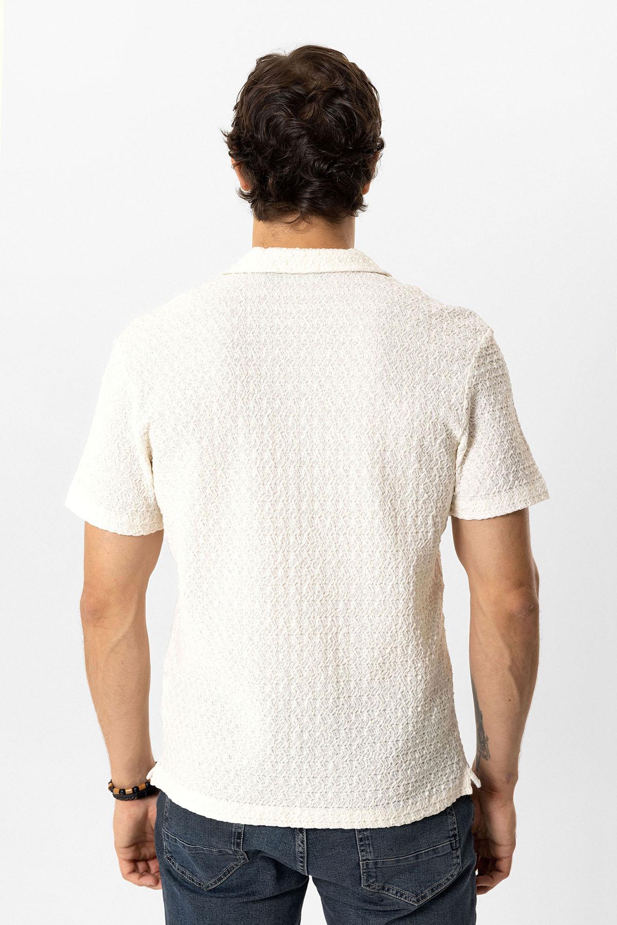 Beyaz Regular Fit Küba Yaka Örme Kısa Kollu Gömlek